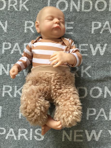 Realisticka babika, babatko 42cm,