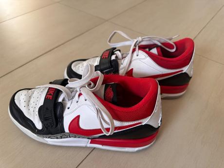 Tenisky jordan, air jordan,39