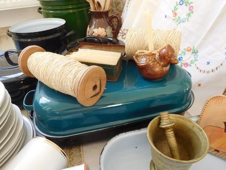 Smaltované na chalupu-do kuchyne,