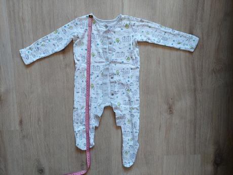 Pyzamko-overal auticka vel.68, f&f,68