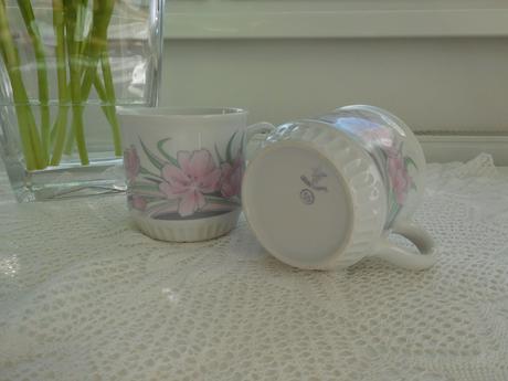 Šálka retro veľká 2 kusy, porcelán, 