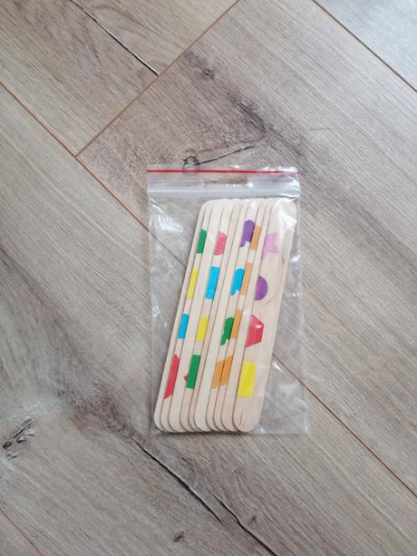 Skladačka, hľadanie rovnakých tvarov, 