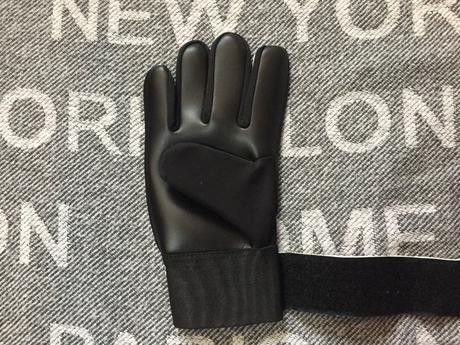 Fudbalove brankarske rukavice velkost 5, 