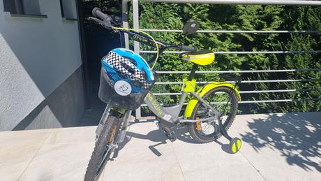 Ako nový bicykel s pomocnými kolieskami a košíkom, 16