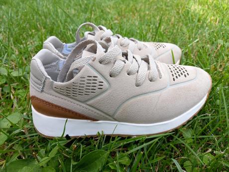 Tenisky, reserved,29