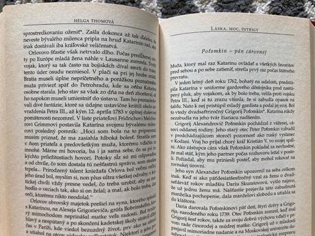 Láska, moc a intrigy (2001),