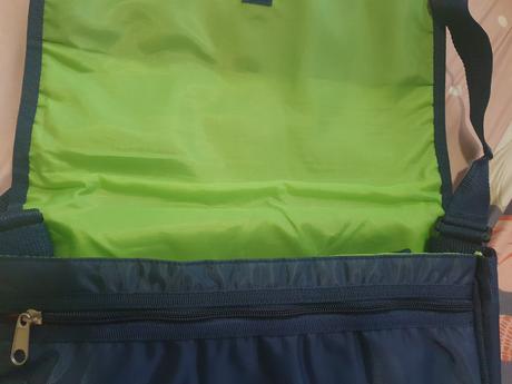 Prebaľovacia taška zn.huggies nová, 