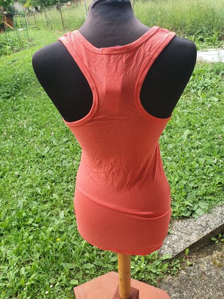 Predĺžené tielko, s