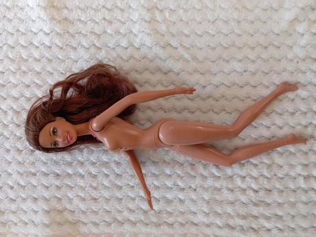 Barbie alexa hrá a svieti, 