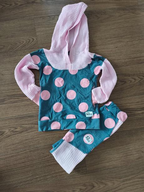 Tepláková súprava, 122