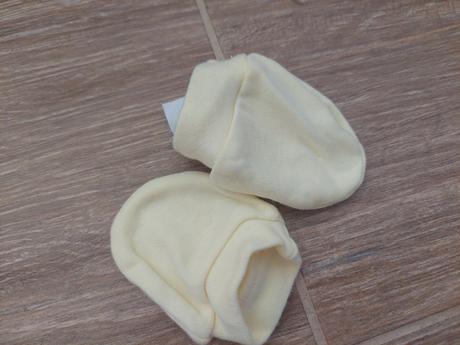 Rôzne rukavičky č.62, 62