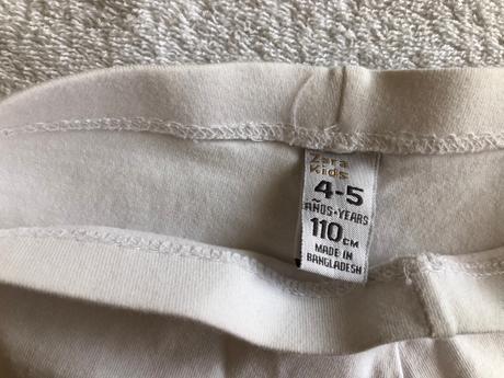 Šortky, zara,110