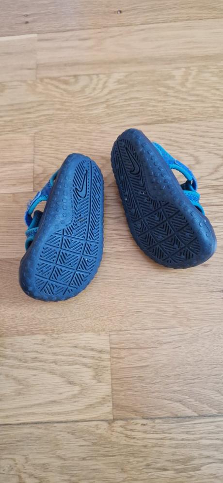 Detske sandale, nike,20