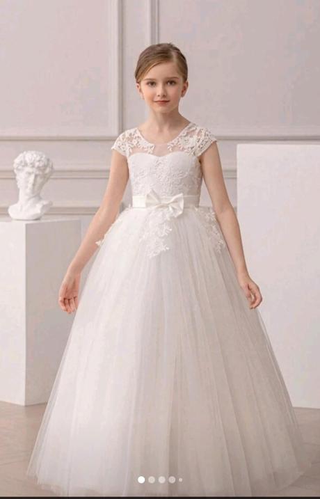 Šaty na prvé sväté, 158