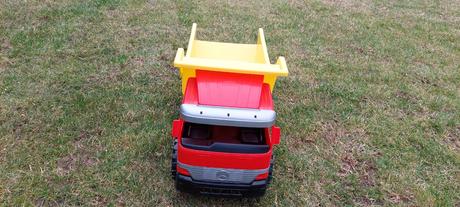 Nákladné auto lena,