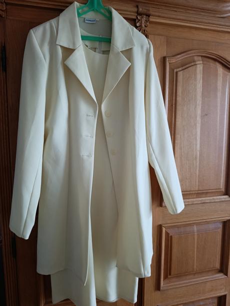 Krásny komplet, 36 / s