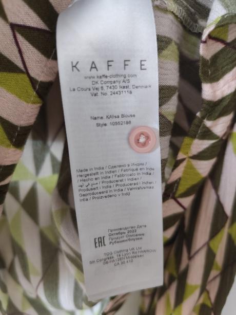 Blúzka kaffe, 42