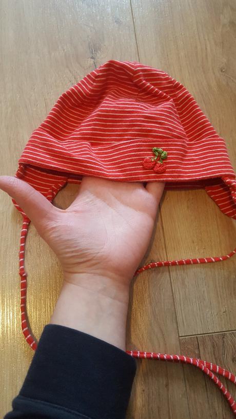 Červená čiapočka, <50