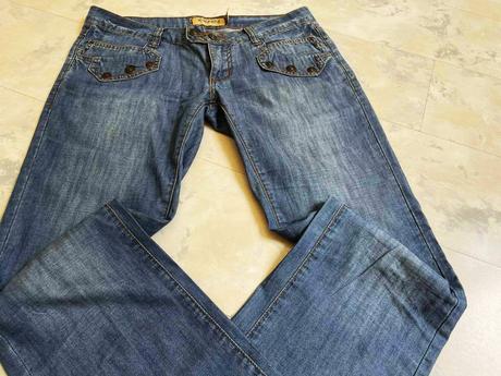 Tenké voľné letné bedrové rifle, m