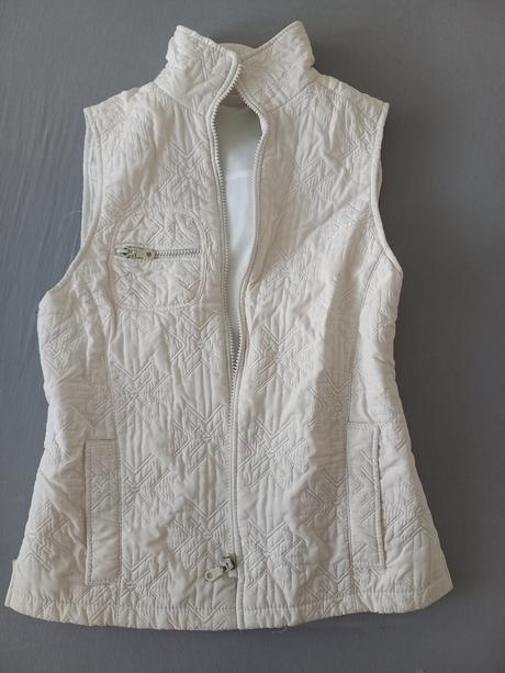 Jemnučká vesta, 36