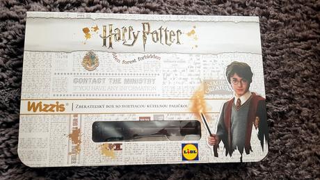 Zberateľský box so svietiacou paličkou - harry pot,