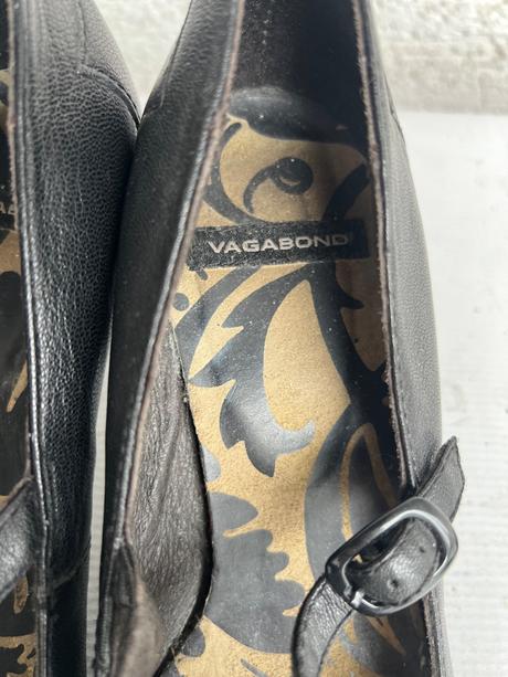 Vagabond znackove kozene lodicky s okruhlou spick, vagabond,37