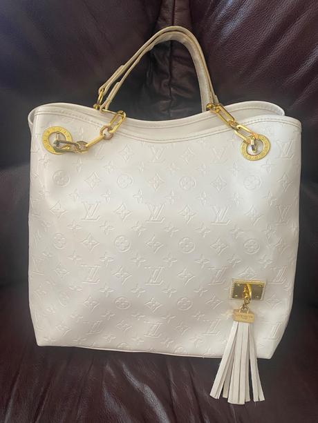 Štýlová biela kabelka, 