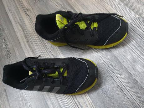 Topánky a čižmy veľkosť 30, adidas,30