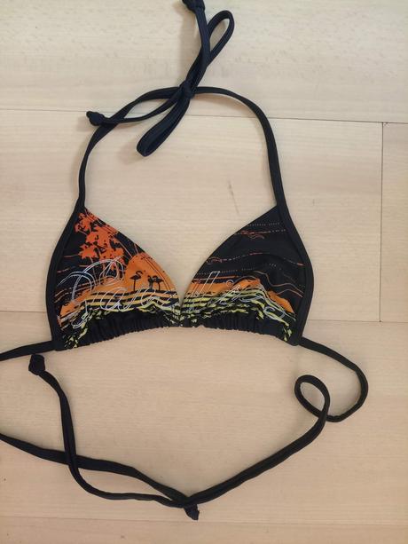 Vrchný diel plaviek censored, 32