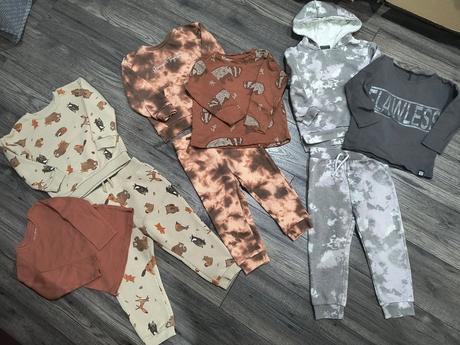 Teplakove súpravy, primark,98