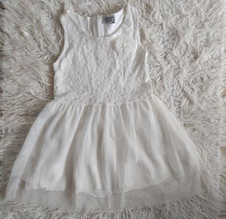 Spoločenské šaty, 98