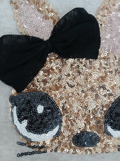 Svetrík s flitrovym zajacom, h&m,110