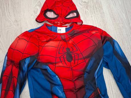 Karnevalový kostým spiderman,