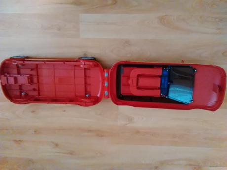 Hasičskè auto aj do piesku,