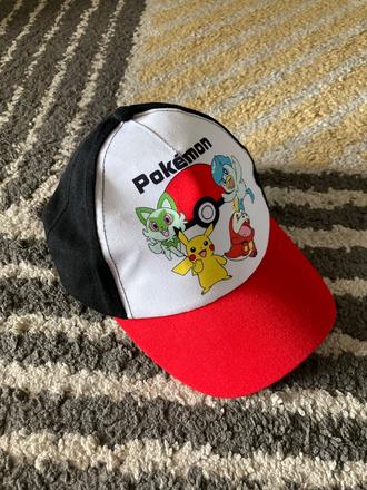 Šiltovka pokémon 110/116, 110