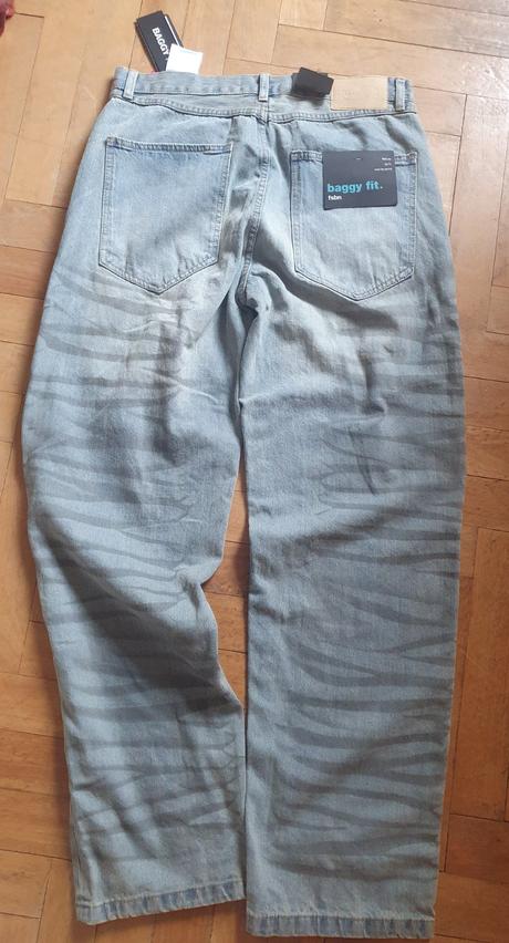 Chlapčenské rifle, new yorker,176