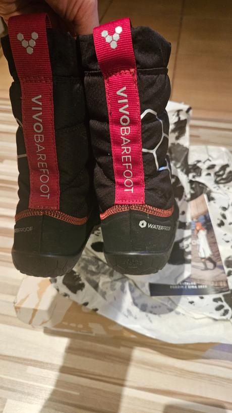 Vivo barefoot v.33 obute par krat, vivobarefoot,33