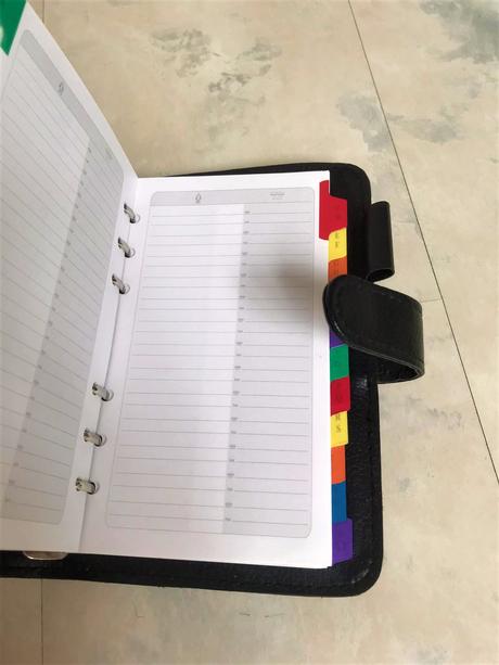 Organizér s kalkulačkou,