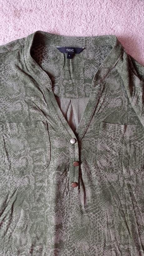 Zelená tunika next, č. 36, hadí vzor, top stav, next,36