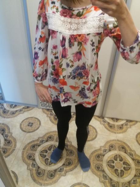 Tricko s krajkou, 38