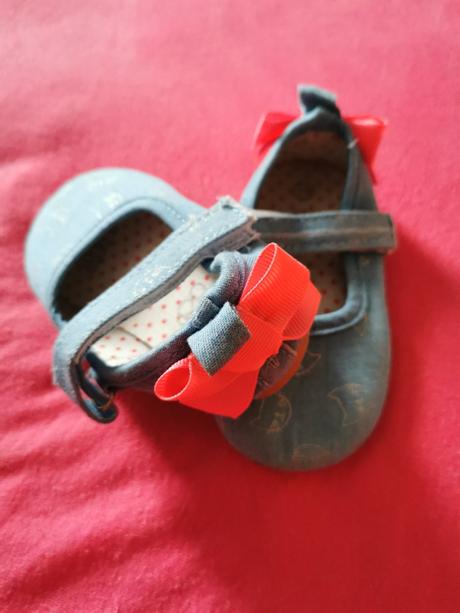 Sandalky, tenisky 20, 86–98