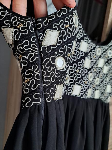 Elegantné šaty, xs