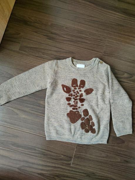 Sveter, reserved,104