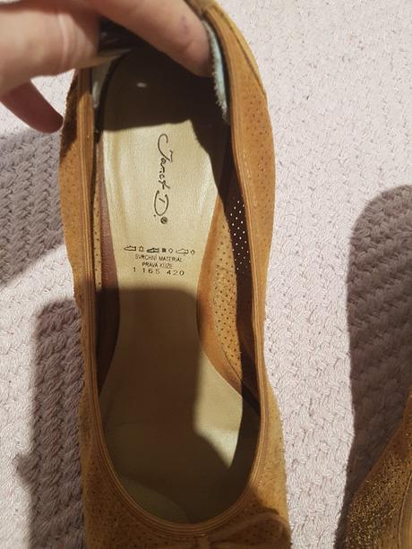 Kozene lodicky s platformou, 41