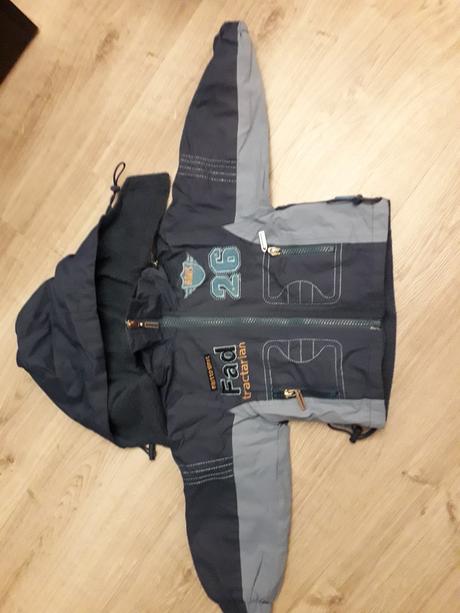 Prechodná vetrovka s odnímateľnou kapucňou, 80