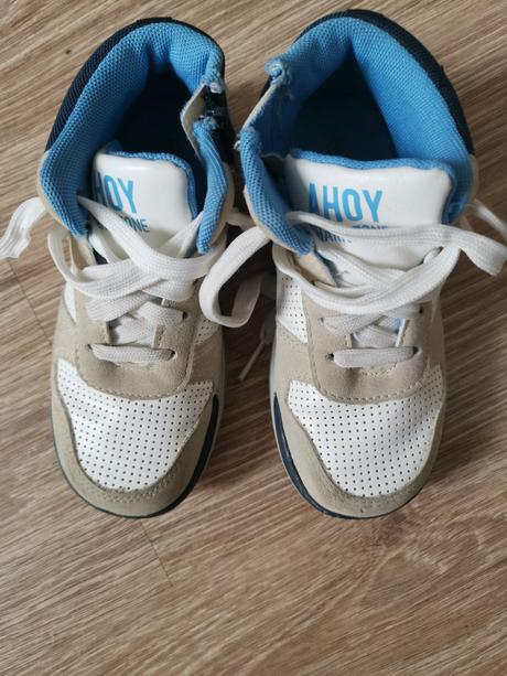 Topánky na prechod, 27