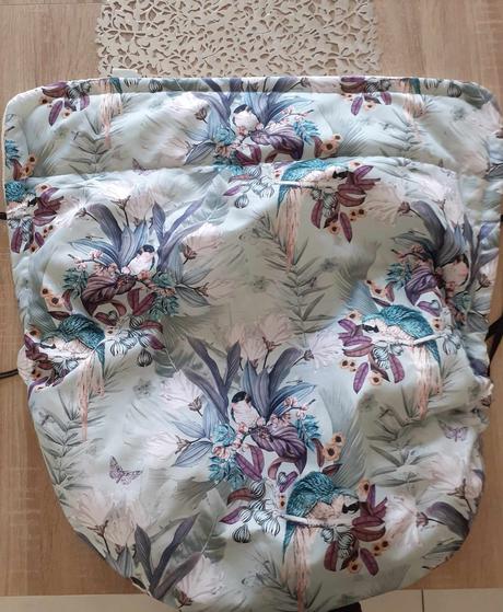 Podložka a kryt na športový kočík,