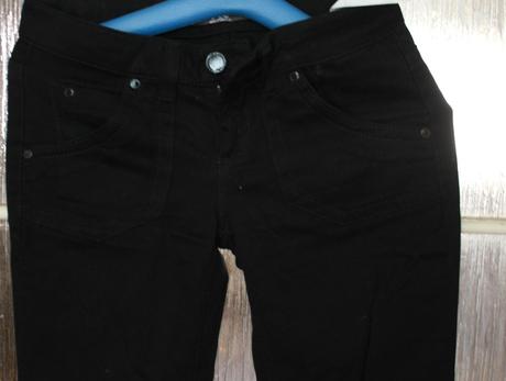 Rifle tmavo cierne anne christine top stav, xs