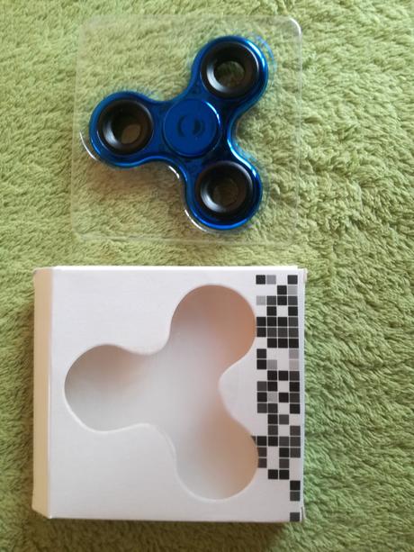 Prívesky na kľúče, prstene, darčeky, nahrdelníky.,