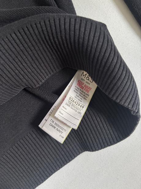 Sveter, marks & spencer,134